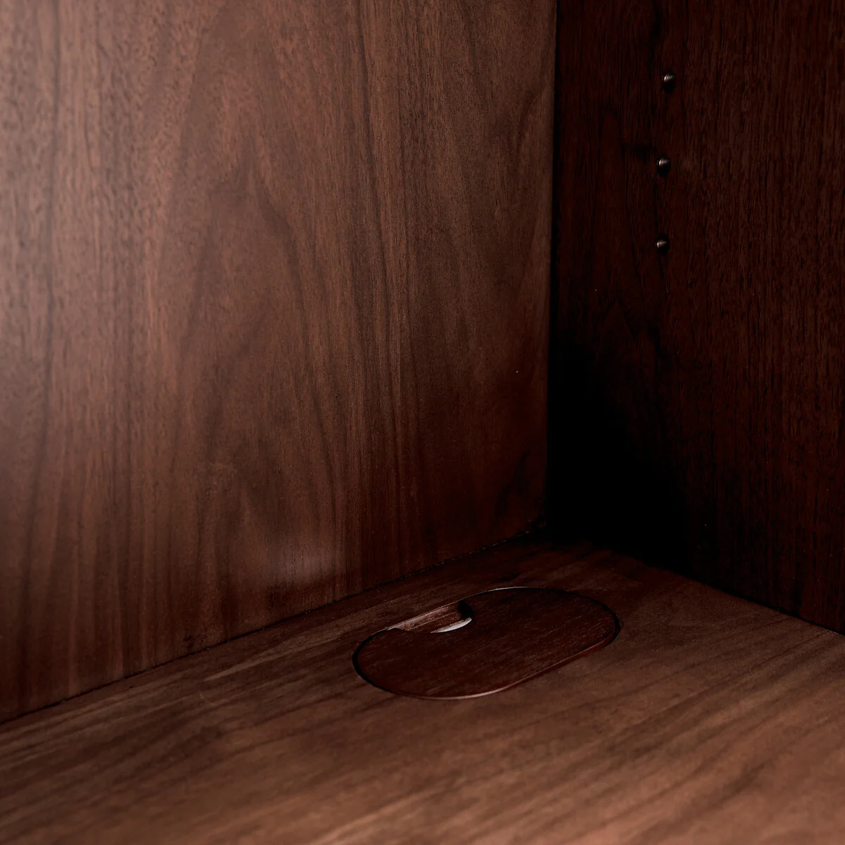 Jakto TV Stand in Walnut Veneer and Travertine – image 7