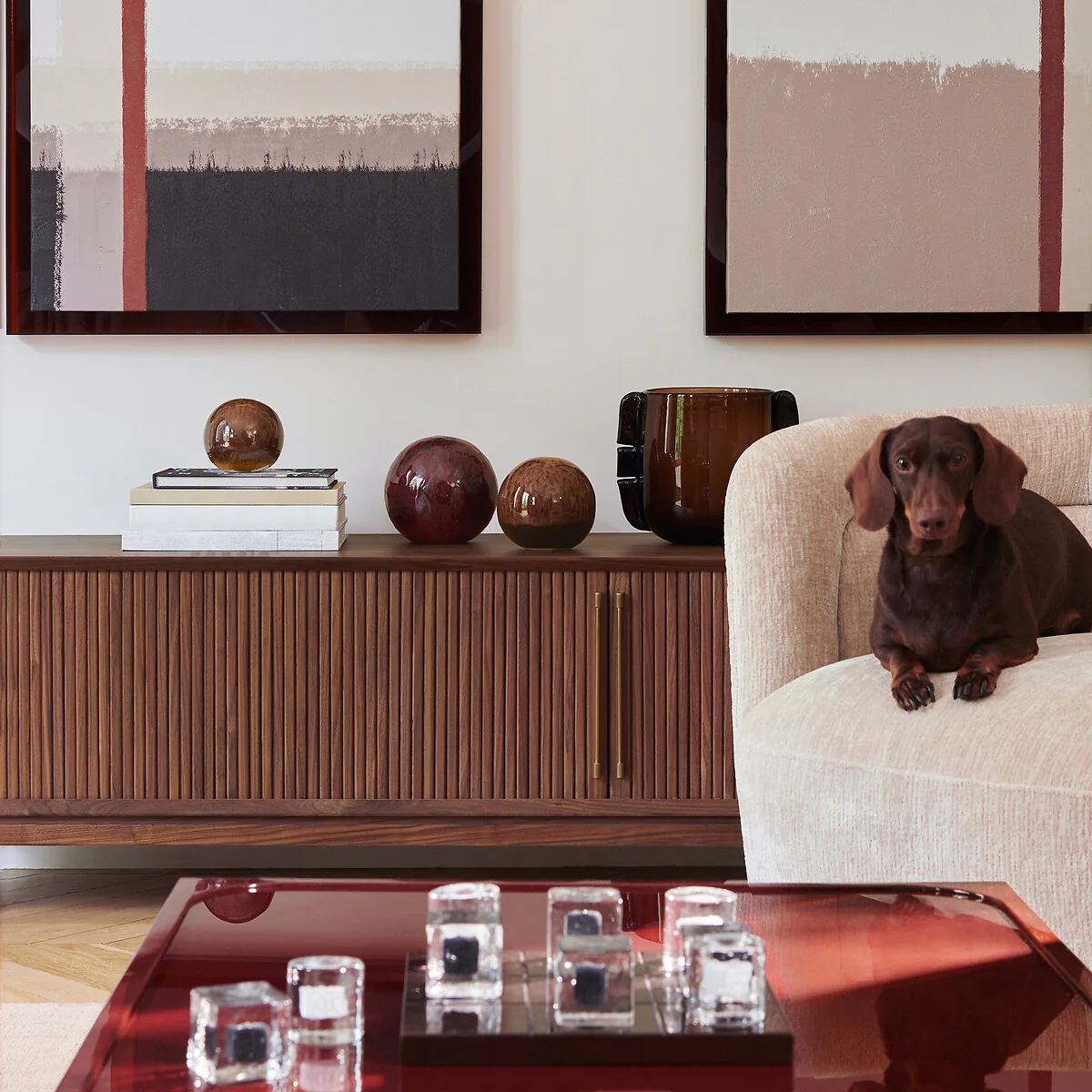 Liamca TV Stand in Walnut Veneer and Leather – image 2
