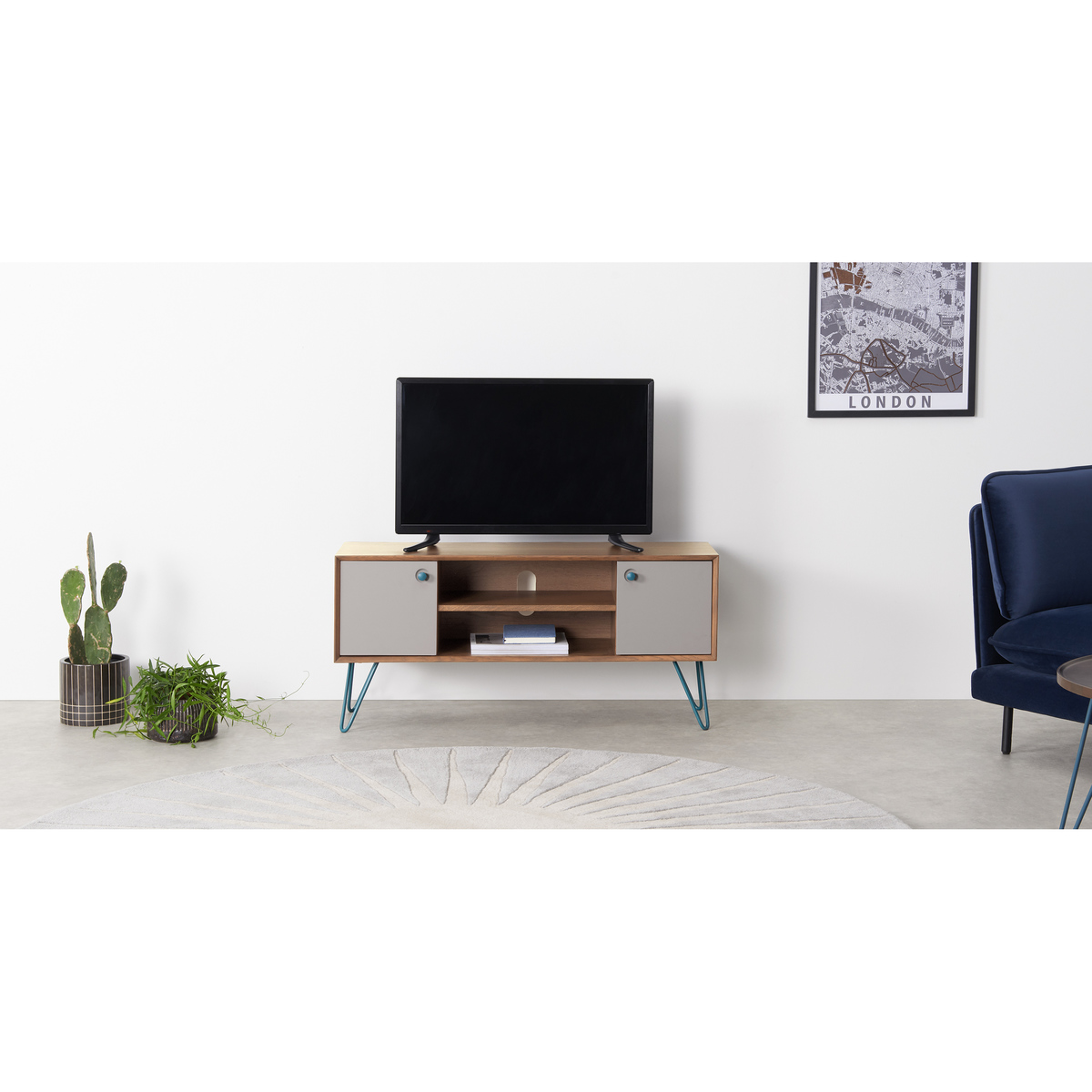 Dotty Wide TV Stand, Dark Stain Oak and Grey – image 3