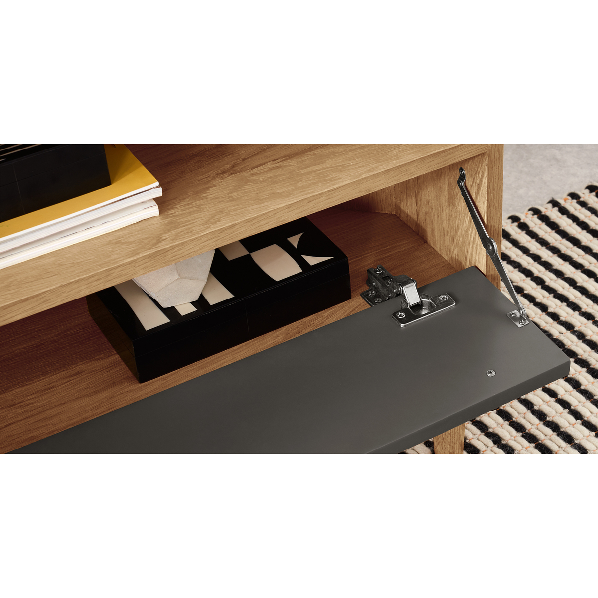 Campton Corner TV Stand, Oak – image 4
