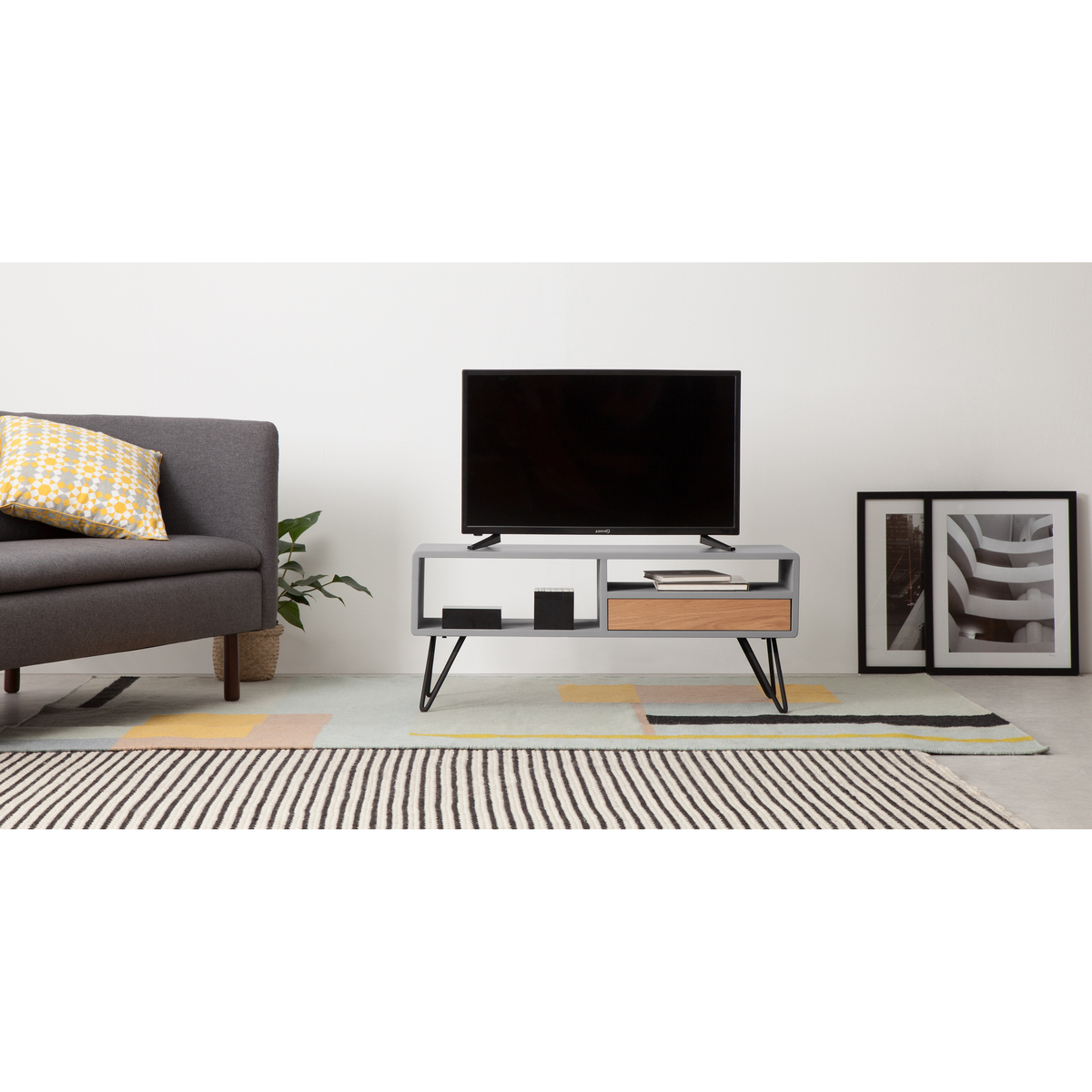 Ukan TV Stand, Grey and Oak – image 4