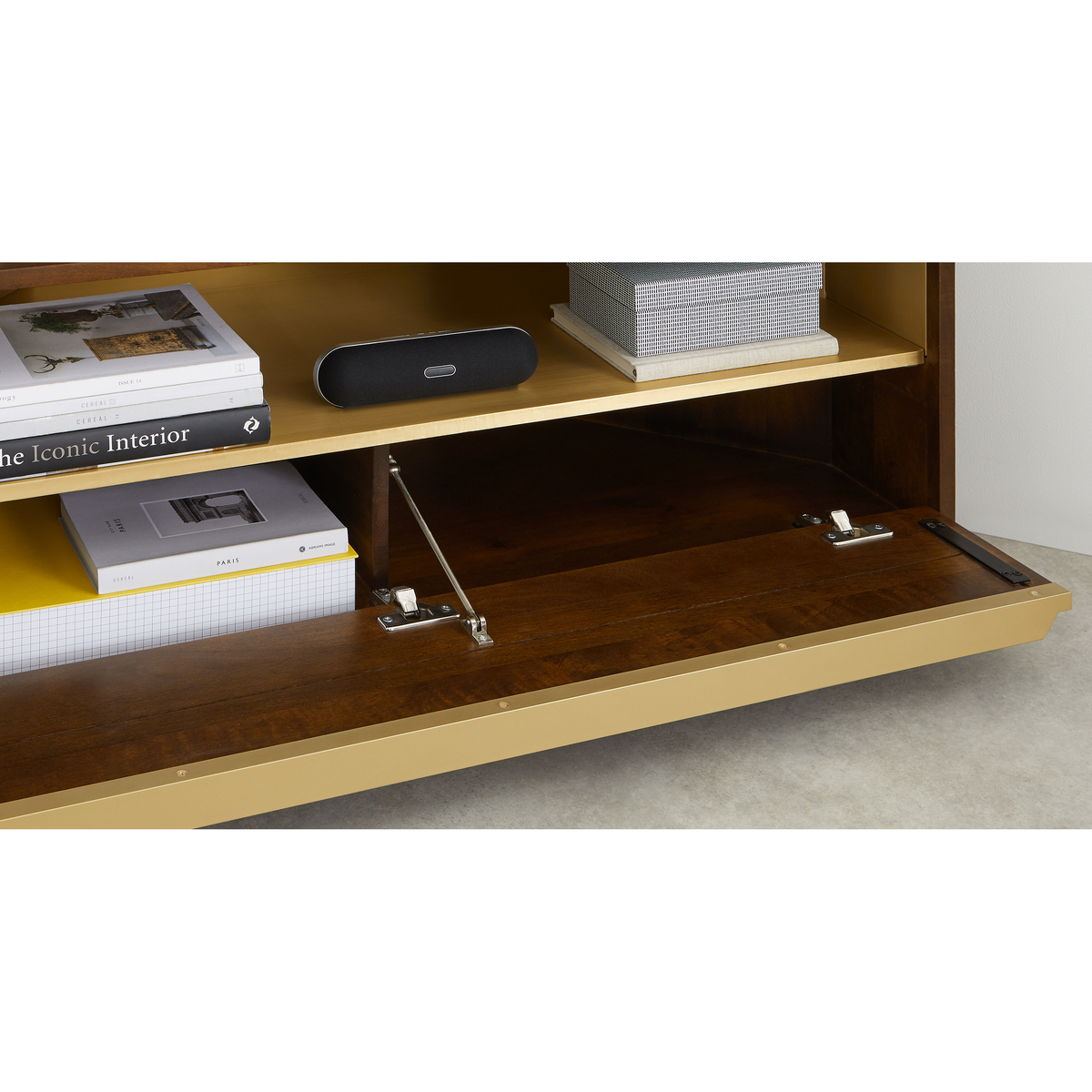 Anderson Corner TV Stand, Mango Wood and Brass – image 3