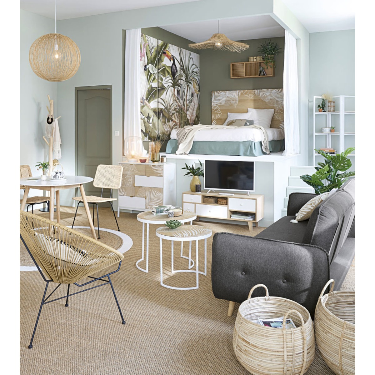 Scandinavian-Style 4-Drawer TV Unit in White Paulownia Spring – image 5