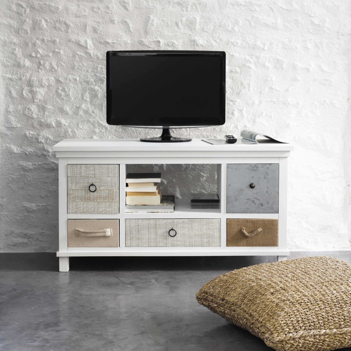 Wooden TV unit in white W 110cm Ouessant – image 3