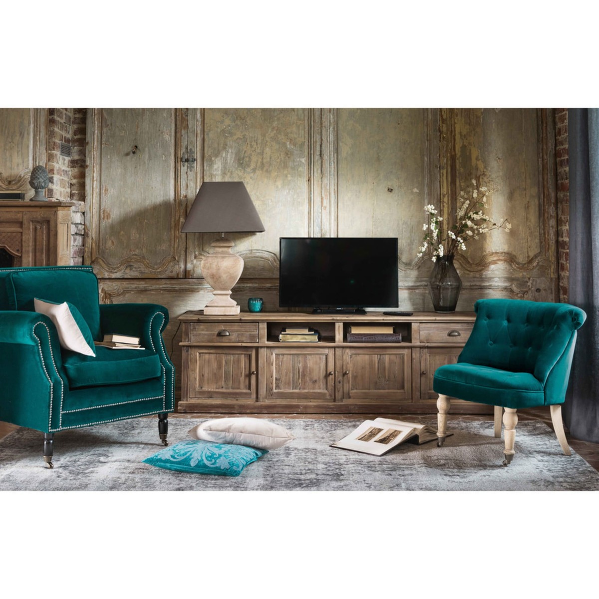 Antique recycled pine 4-door 2-drawer TV unit Marlone – image 6