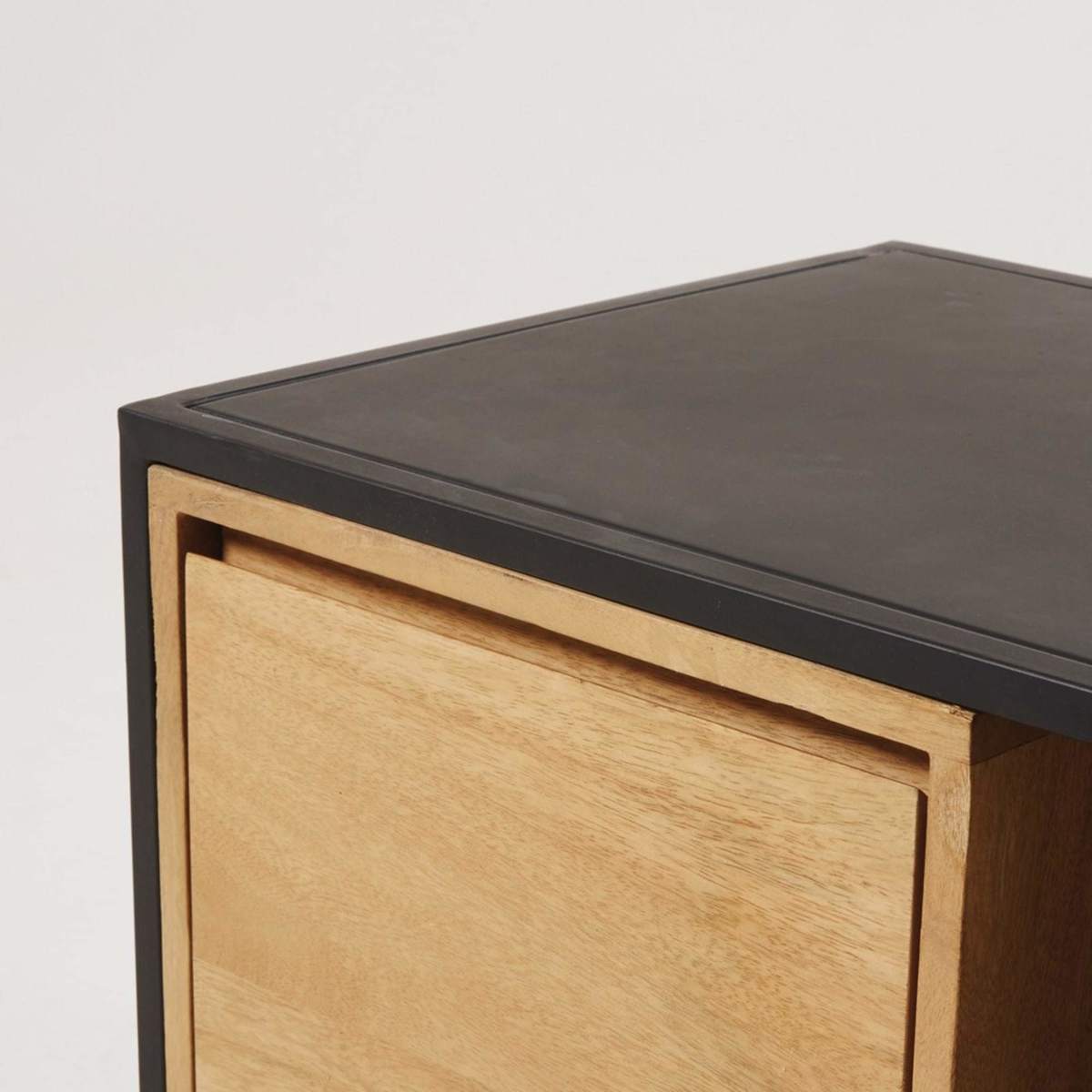 Solid Mango Wood and Black Metal 1-Door TV Cabinet Wayampi – image 4