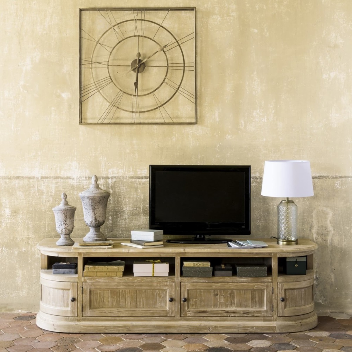 Recycled Pine 4-Door TV Cabinet Flaubert – image 7