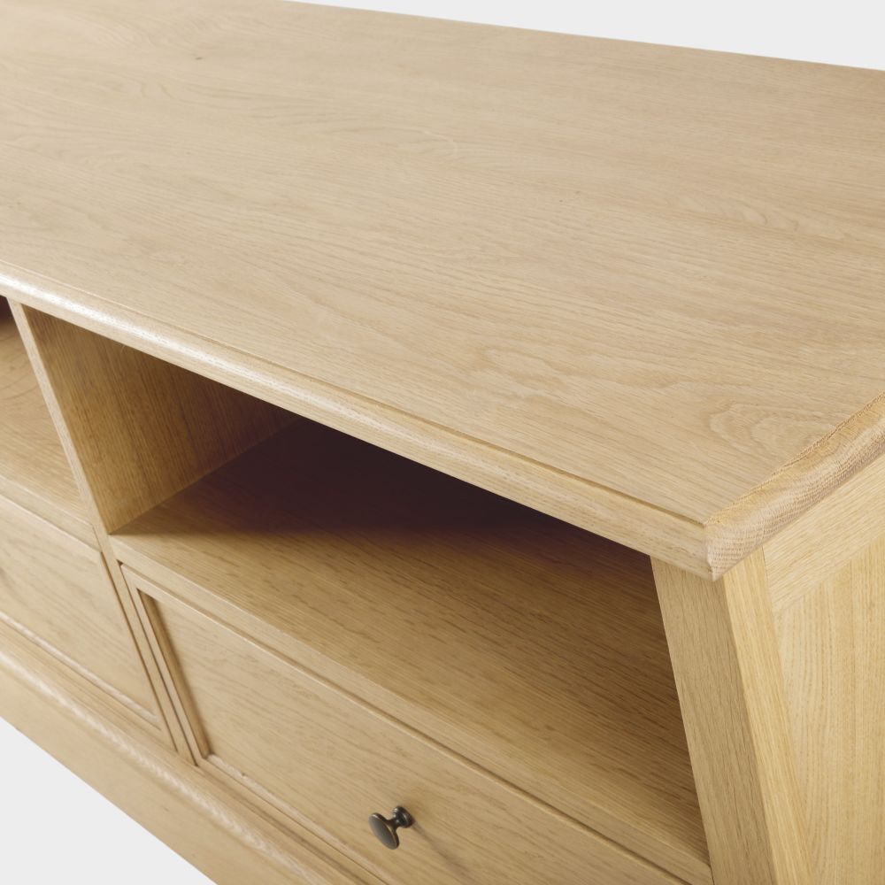 TV stand with 3 drawers – image 3