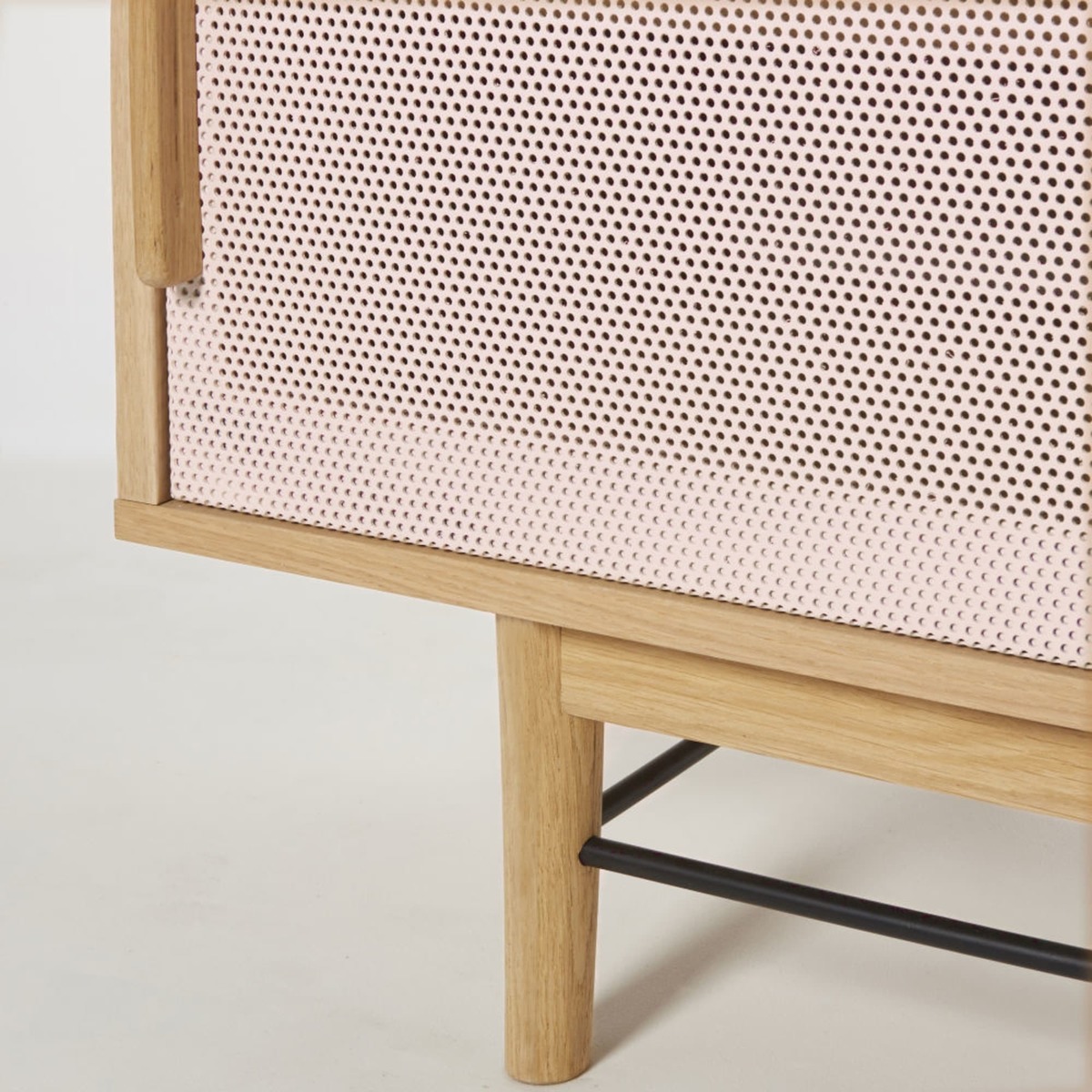 Pink-Beige 2-Door TV Unit Workshop – image 5