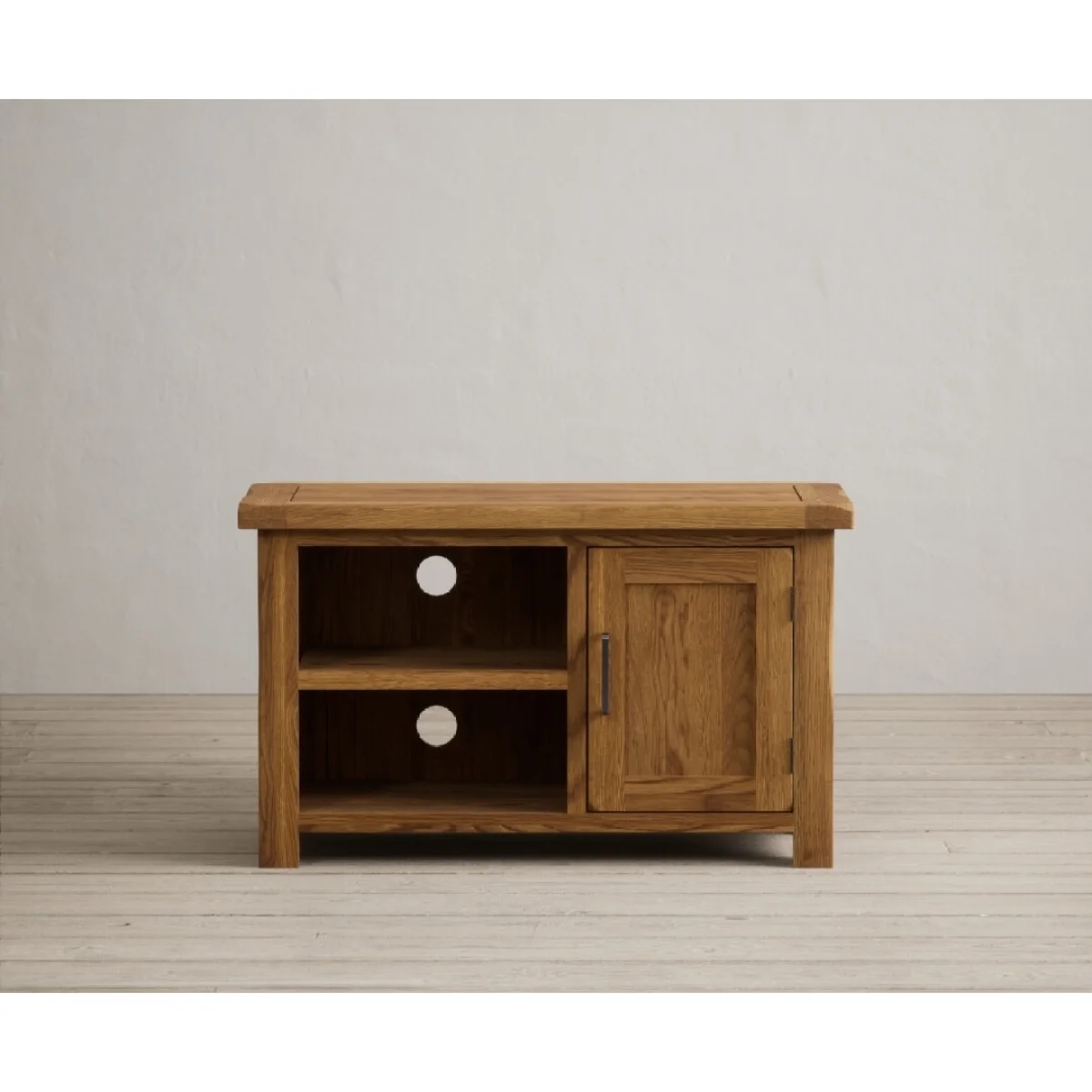 Harrogate Rustic Solid Oak Small TV Cabinet – image 4