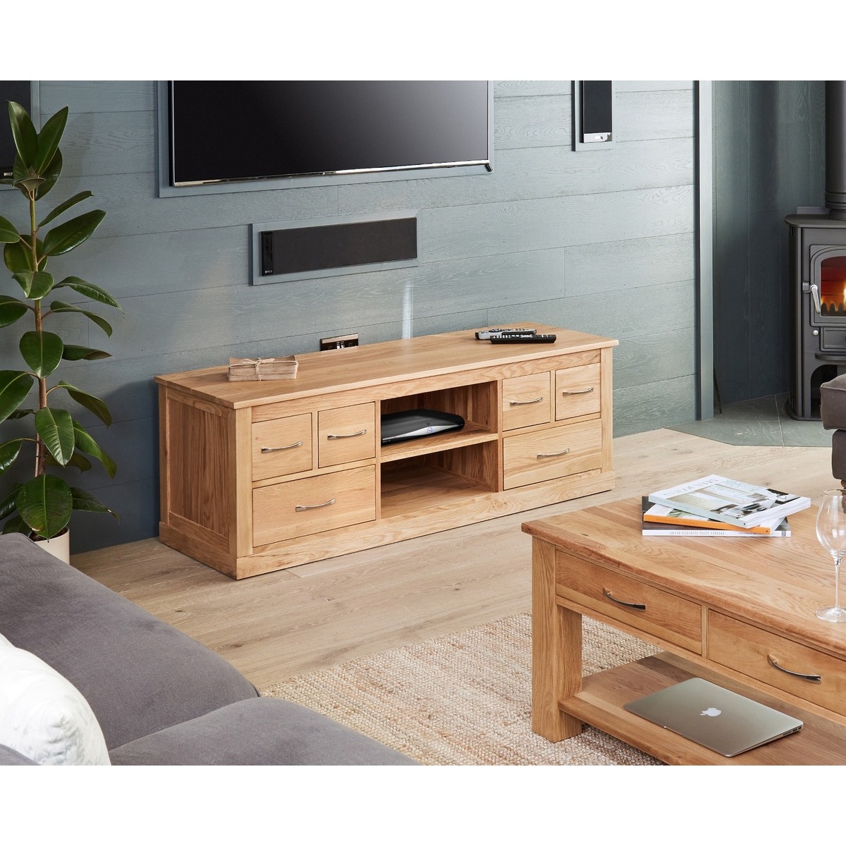 Rhone Solid Oak TV Cabinet – image 2