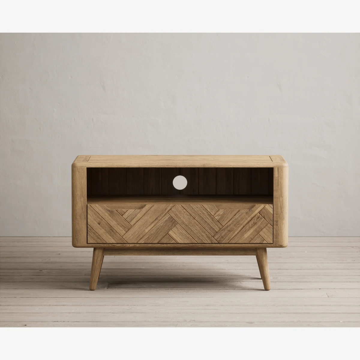 Parven Solid Oak Small TV Cabinet – image 1
