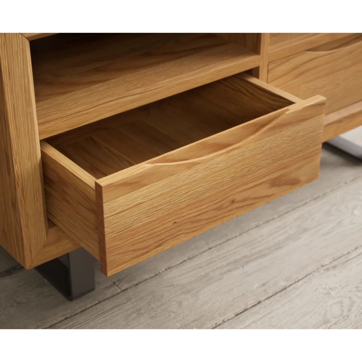 Parker Solid Oak Small TV Cabinet – image 5
