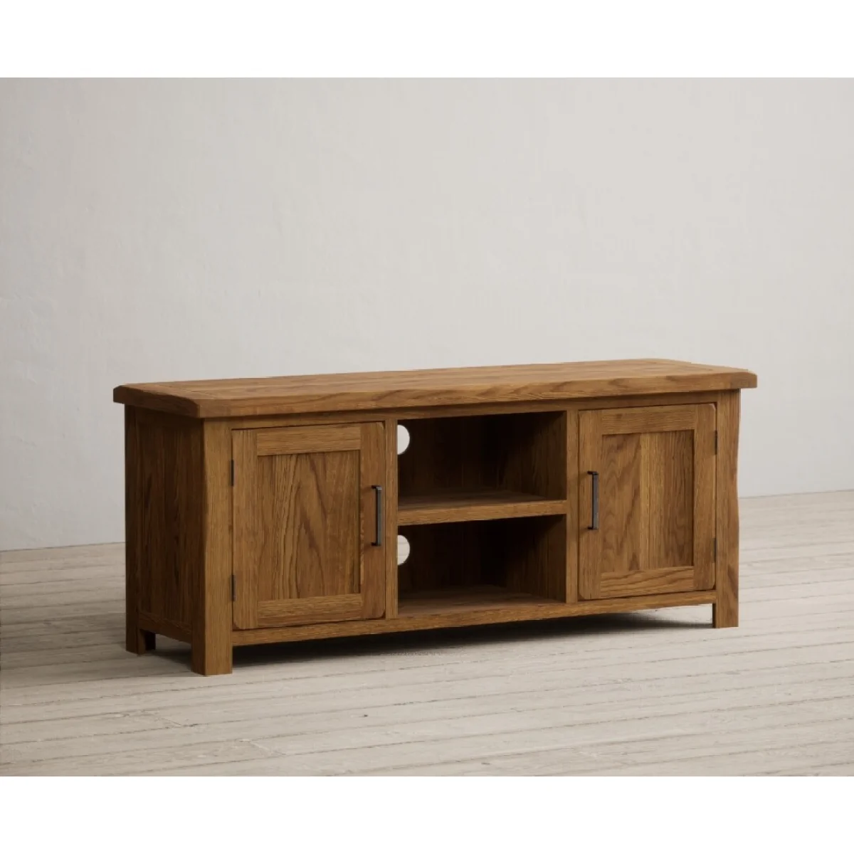 Harrogate Rustic Solid Oak Widescreen TV Cabinet – image 5