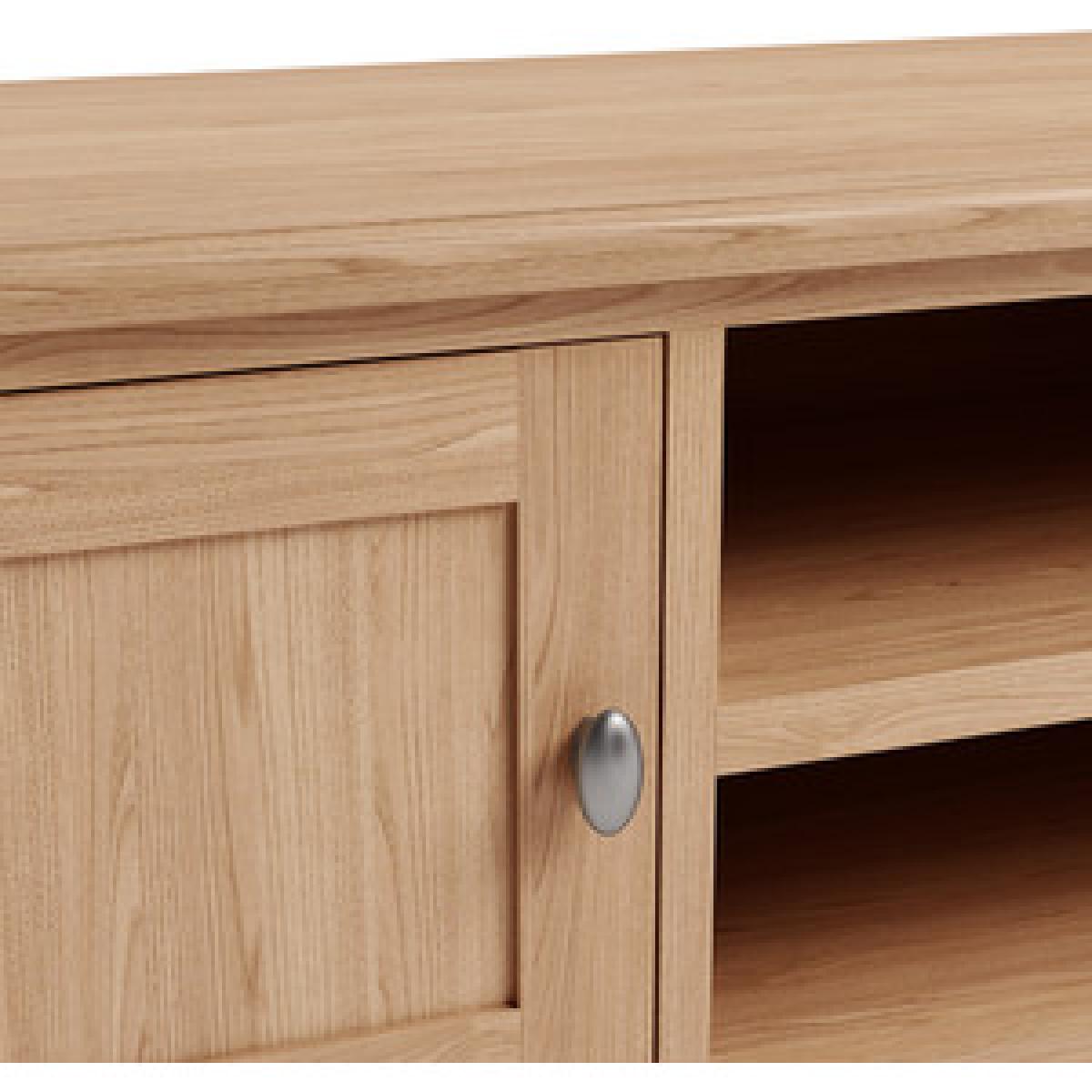 Bisbrooke Country Large TV Unit - Medium Oak – image 9