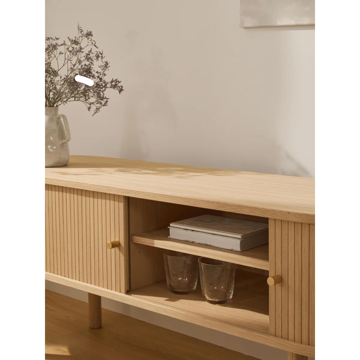 Lowboard Calary with Fluted Front – image 7
