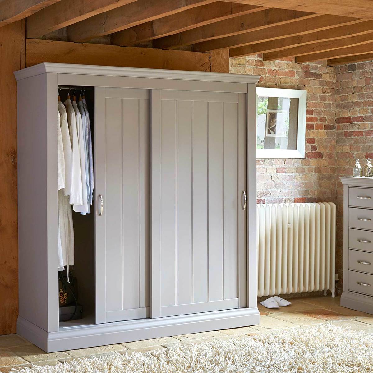 Willersey Wide Sliding Wardrobe, Grey – image 2