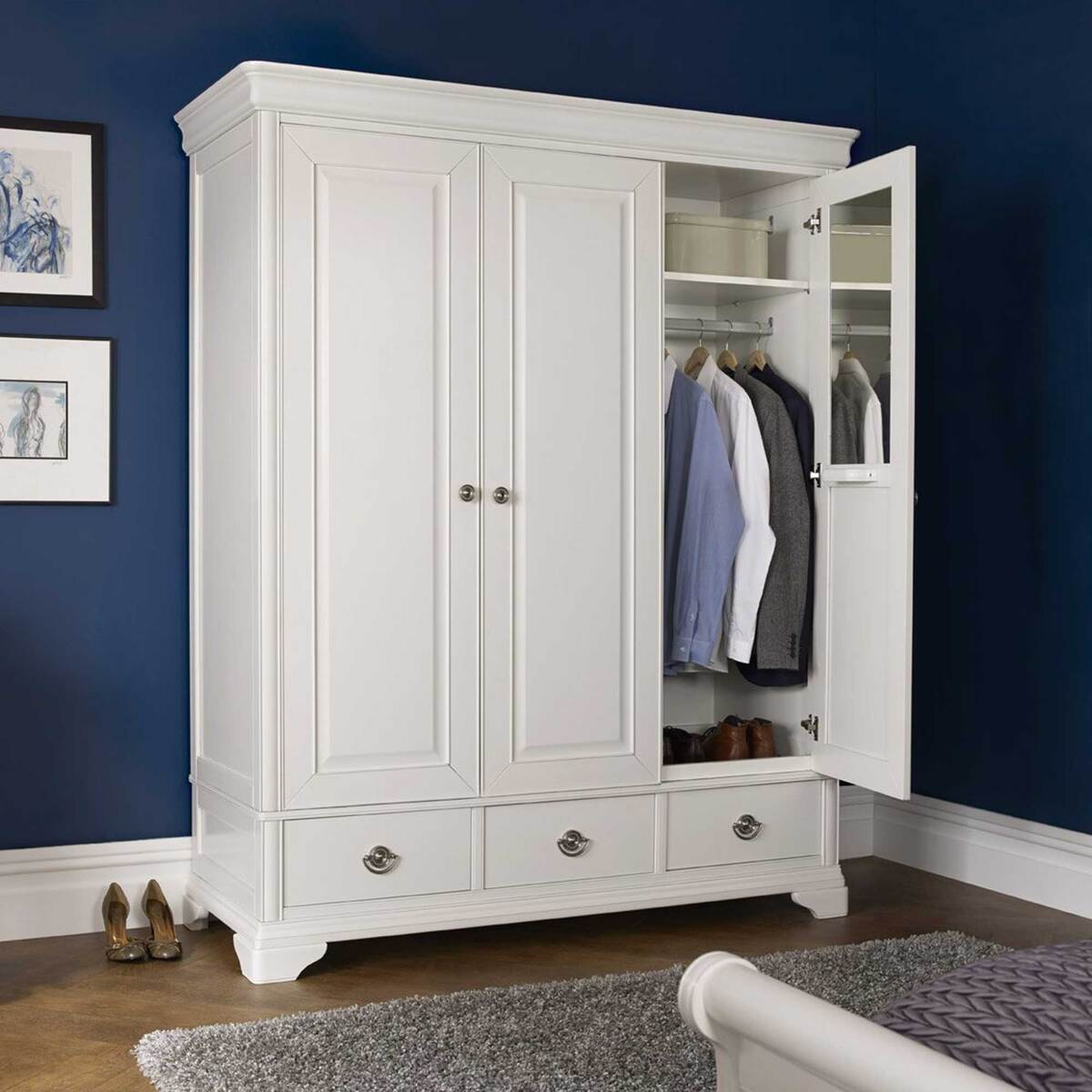 Havisham Triple Wardrobe – image 3
