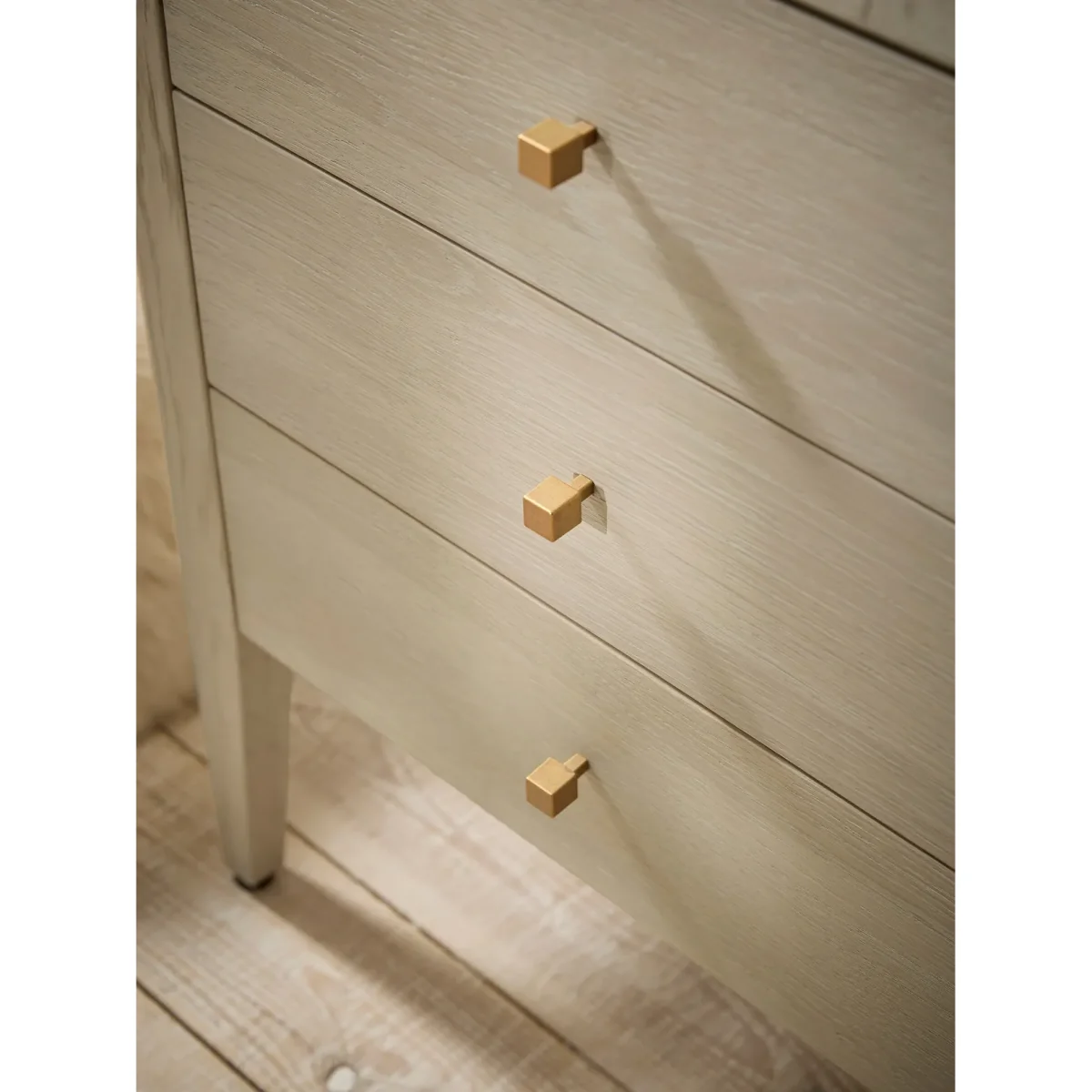 Oak Diamond Storage Wardrobe – image 2
