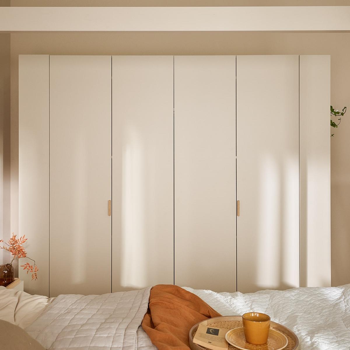 Vox 4 You Fresh Bifold 4 Door Wardrobe with Built in Drawers - 240cm – image 4