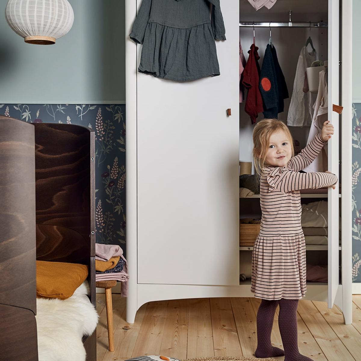 Leander Classic Wardrobe with 2 Doors - White – image 7