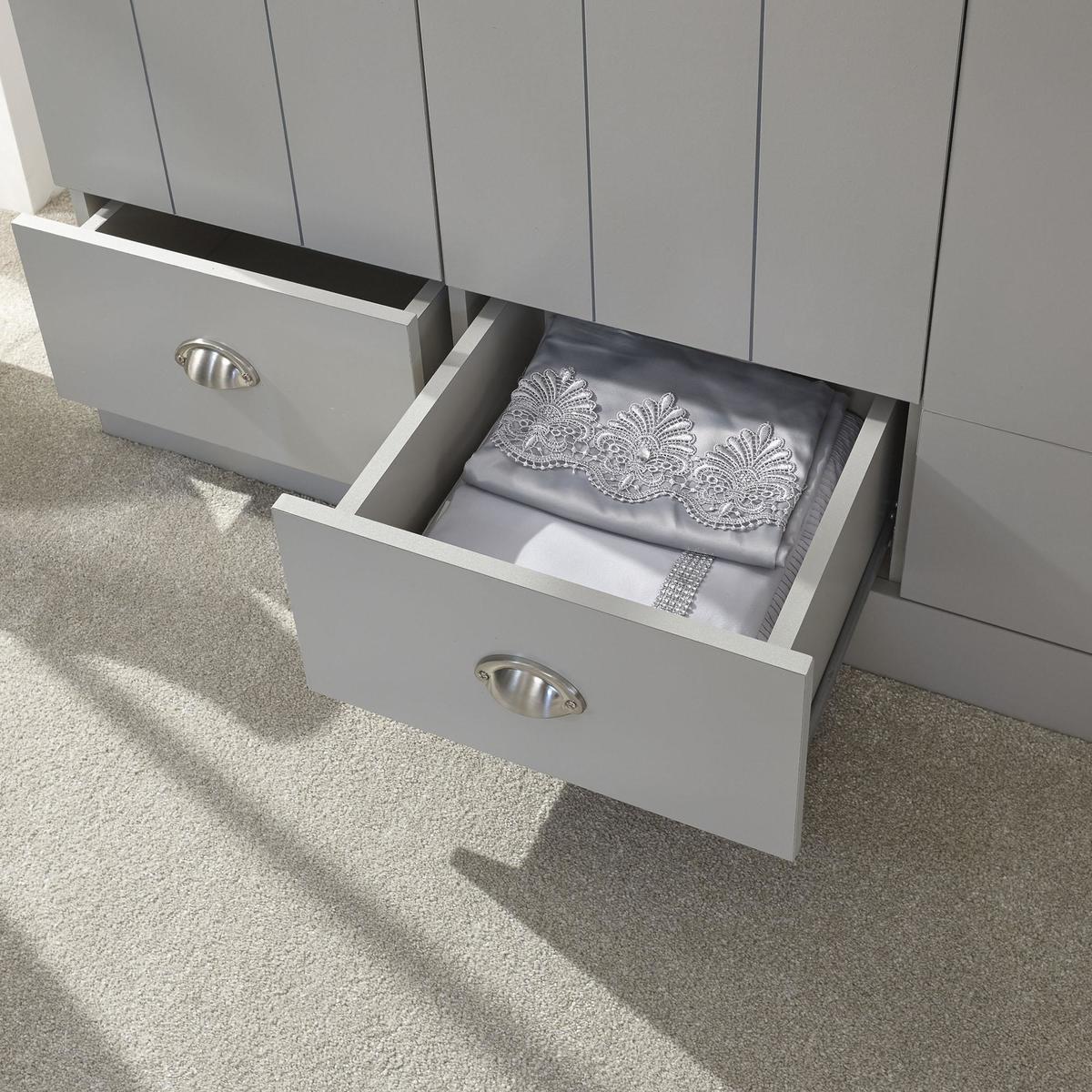 Kendal Triple Wardrobe Grey – image 7