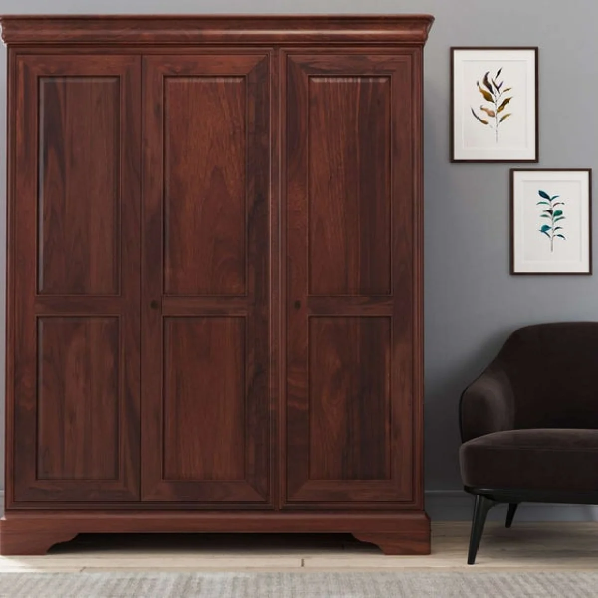 Willis and Gambier Antoinette 3 Door Wardrobe – image 1
