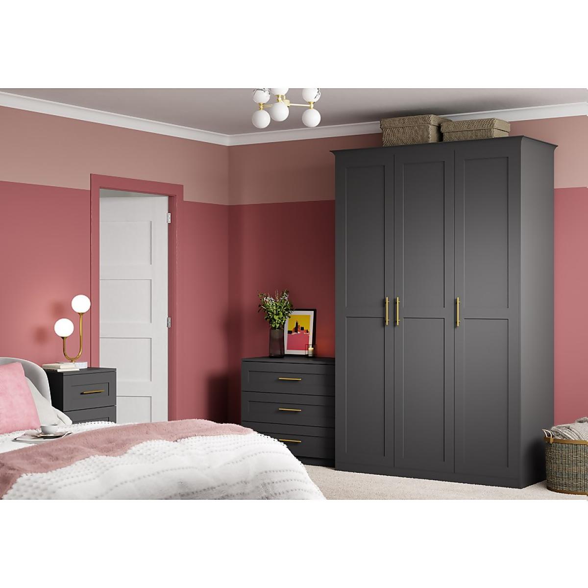 House Beautiful Realm Fitted Look Triple Wardrobe, Oak Effect Carcass - Carbon Grey Shaker Doors (W) 1451mm x (H) 2256mm – image 3