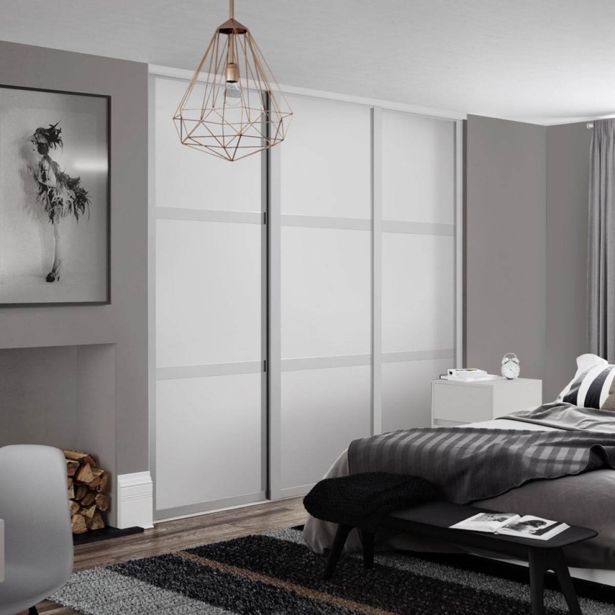 Shaker Sliding Wardrobe Door 3 Panel Dove Grey (W)914mm – image 2