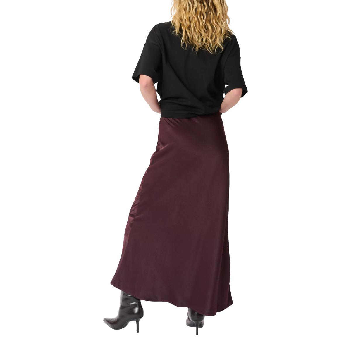 MY ESSENTIAL WARDROBE Estelle Satin Maxi Skirt, Mid Red – image 2