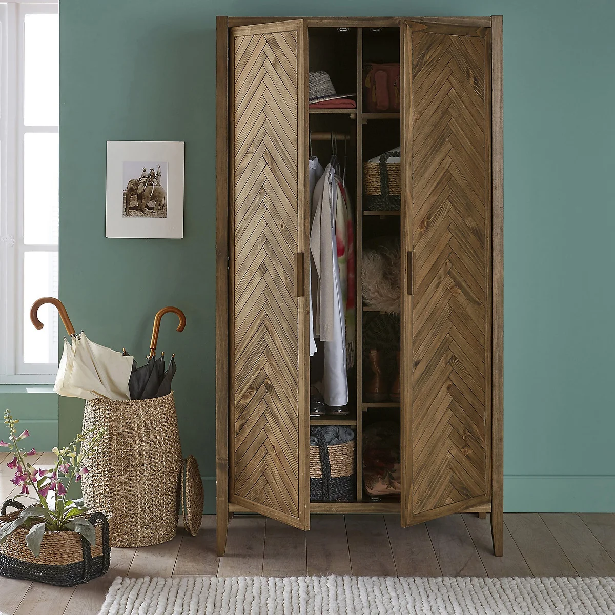 Nottingham 2-Door Solid Pine Wardrobe – image 2