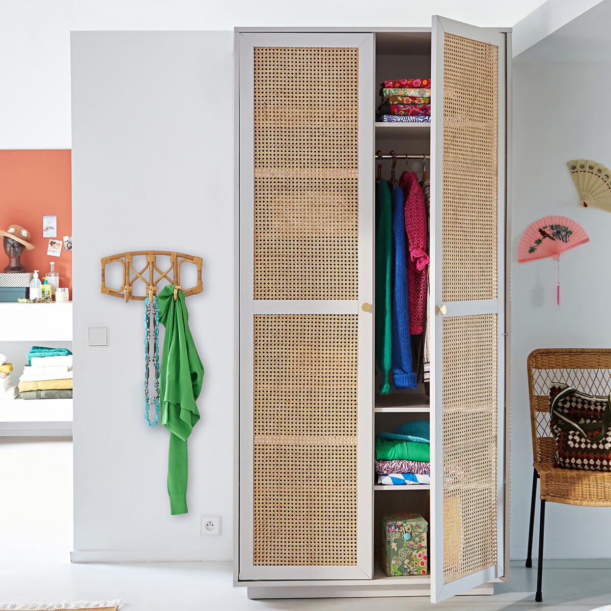 Paola Pine & Rattan Double Wardrobe – image 8