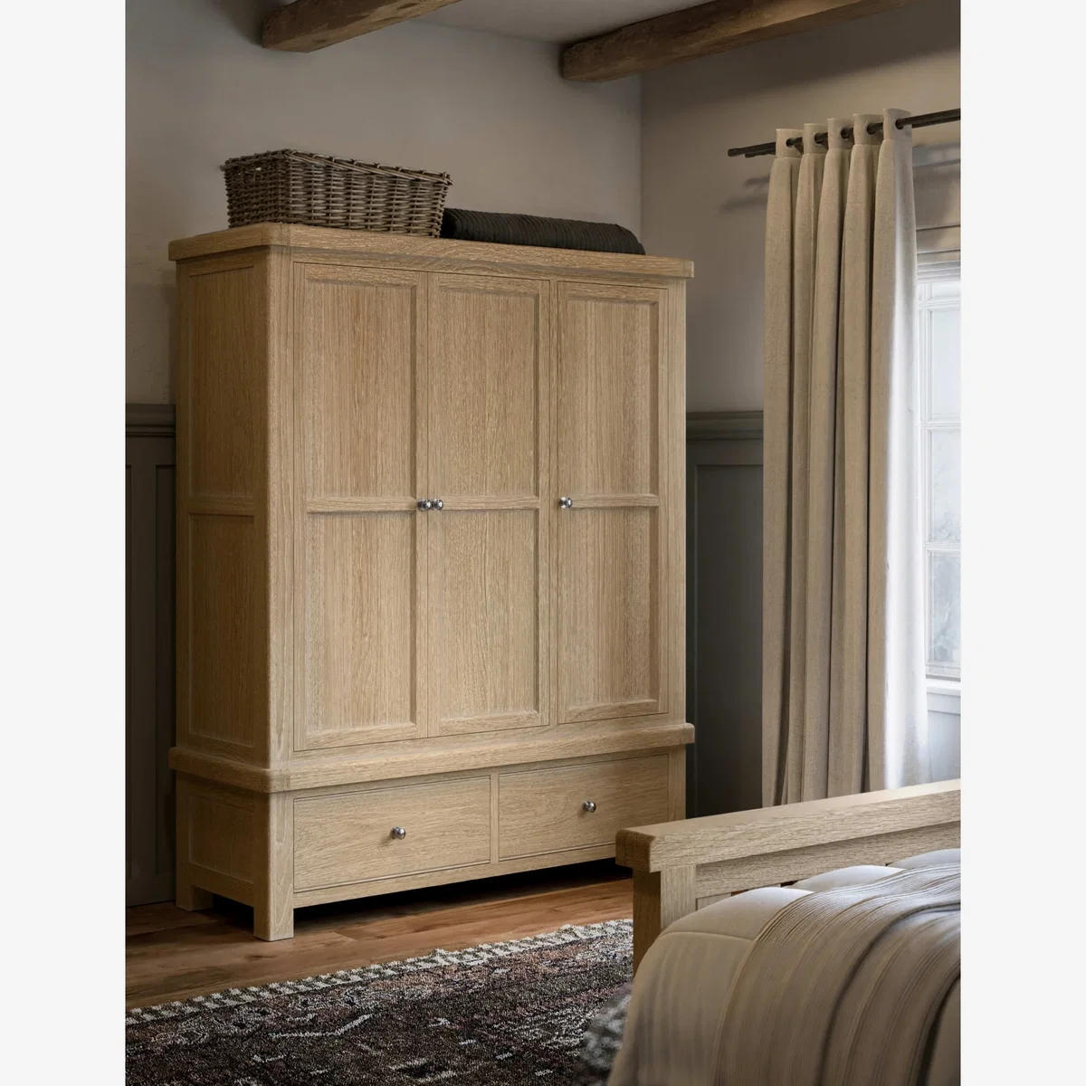 Corndell Normandy White Wash Triple Wardrobe Natural – image 1