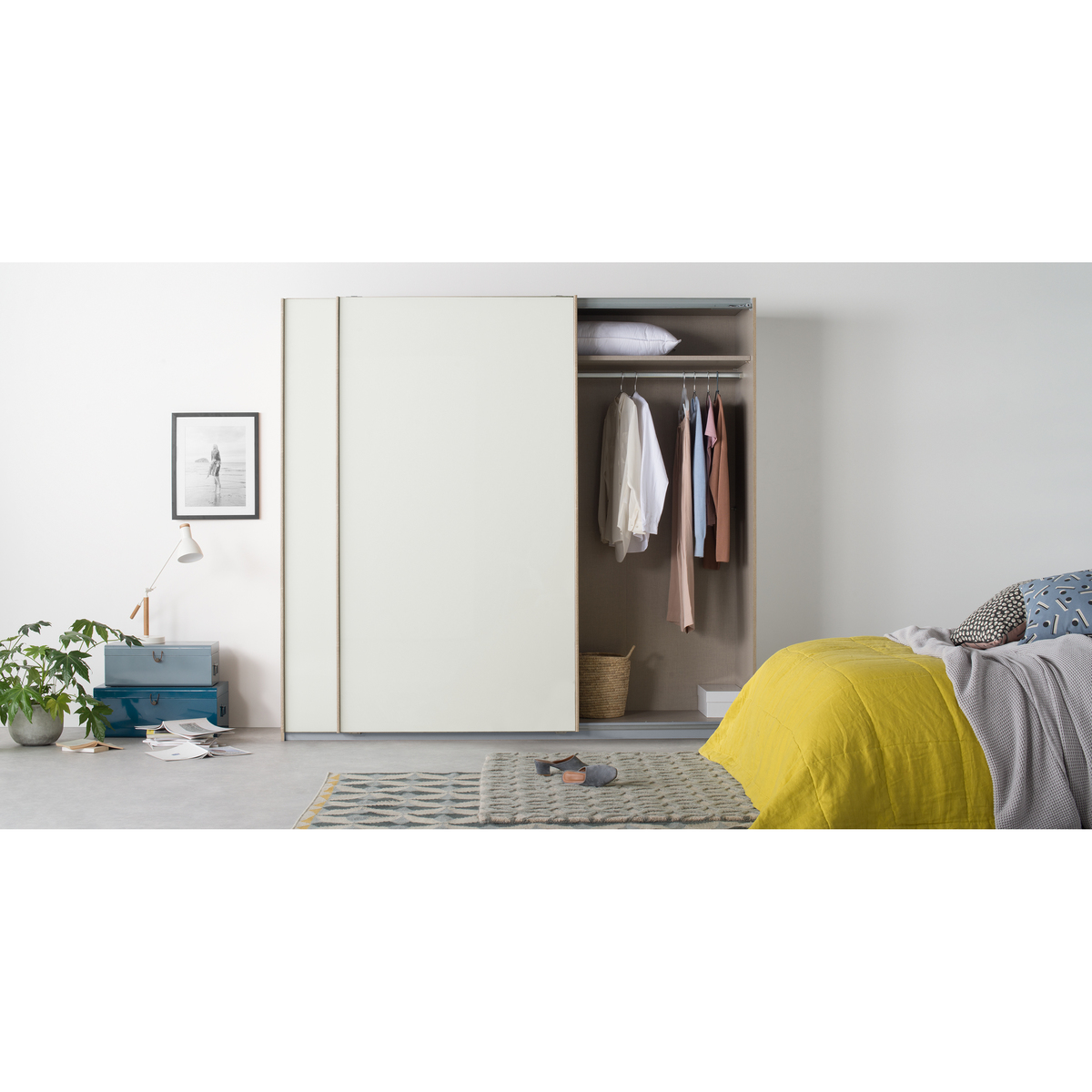 Malix 2 door 181cm Sliding Wardrobe, Oak frame,matte White doors , Classic Interior – image 2