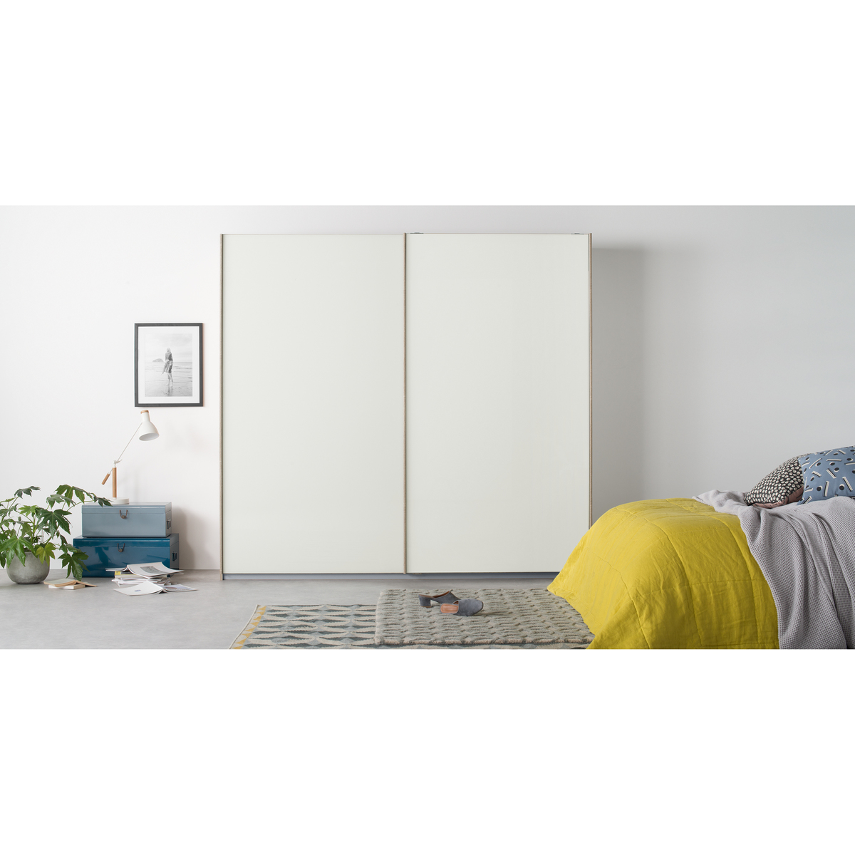 Malix 2 door 181cm Sliding Wardrobe, Oak frame,matte White doors , Classic Interior – image 4