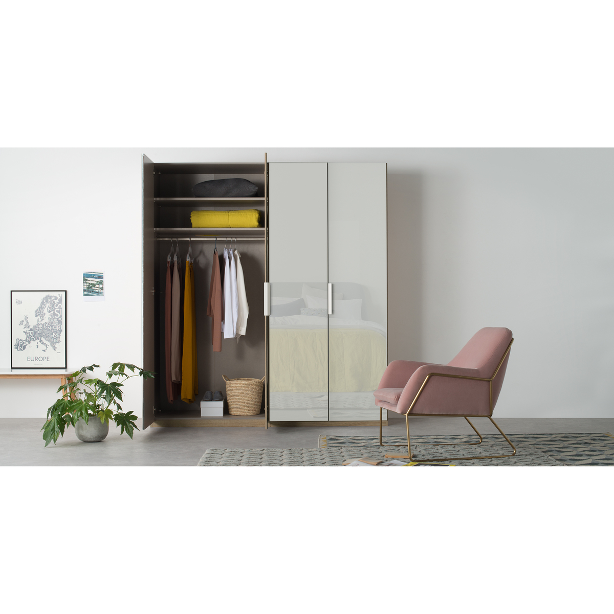 Caren 4 door 200cm Hinged Wardrobe, Oak Frame, White Glass Doors, Classic Interior – image 2