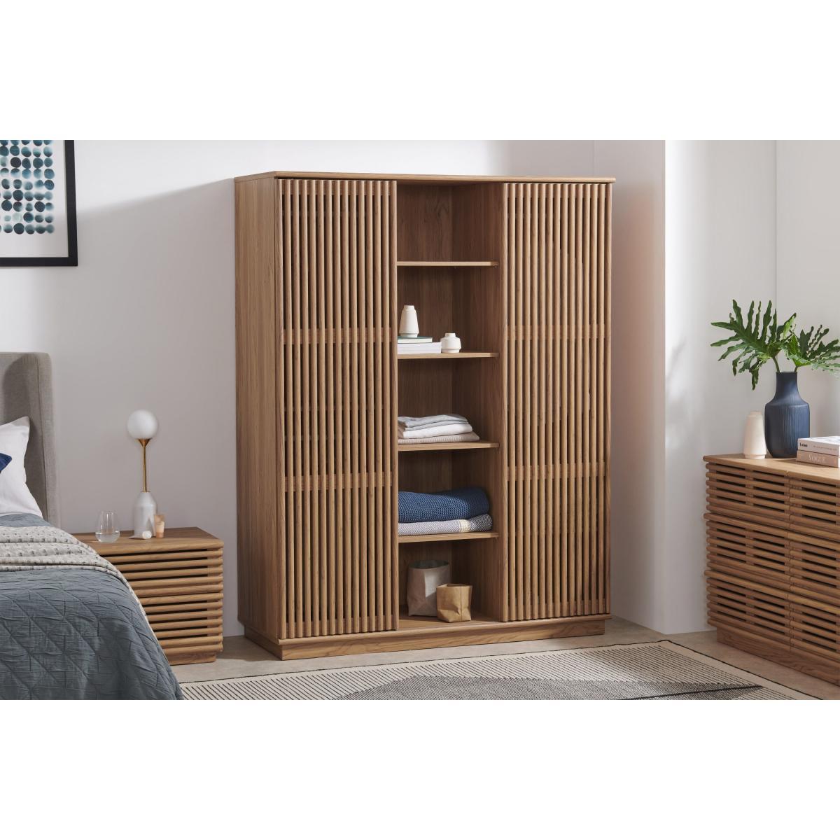 Tulma Triple Sliding Door Wardrobe, Oak Effect – image 4