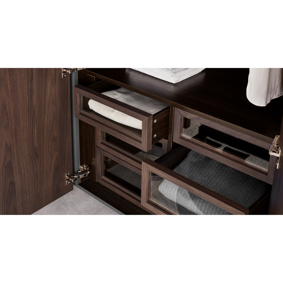 Xander Triple Wardrobe, Walnut – image 6