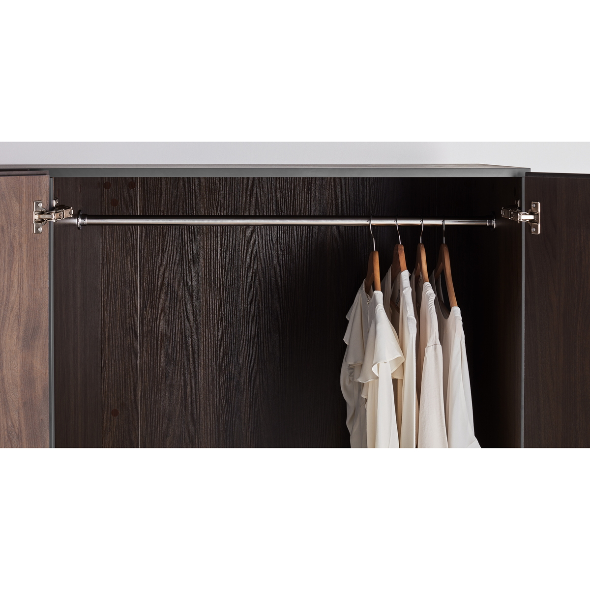 Xander Triple Wardrobe, Walnut – image 8