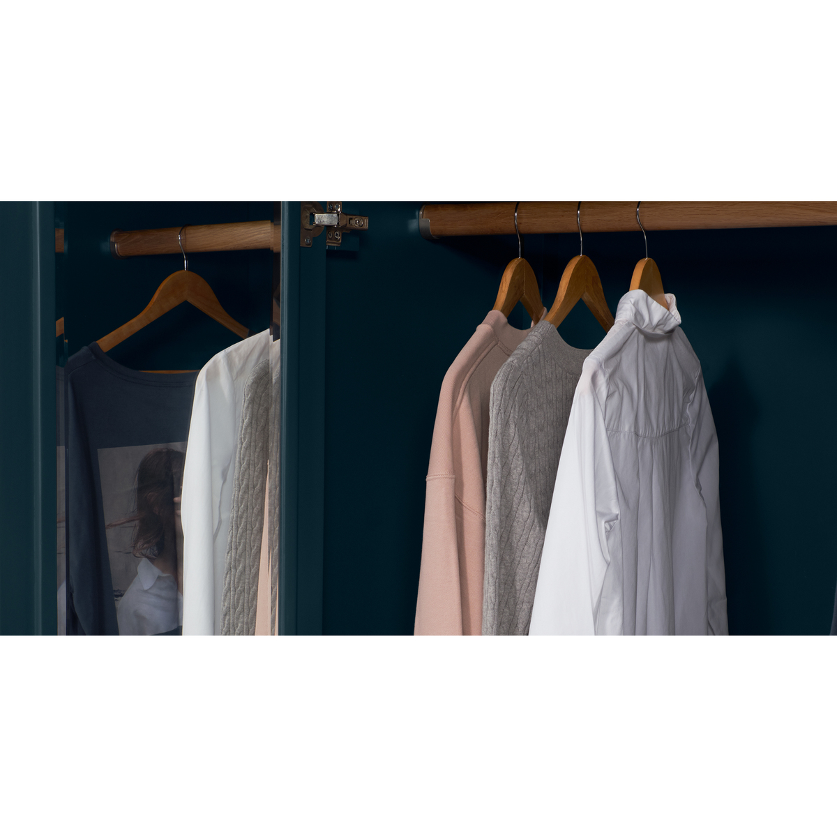 Bourbon 3 Door Triple Wardrobe, Vintage Blue – image 5