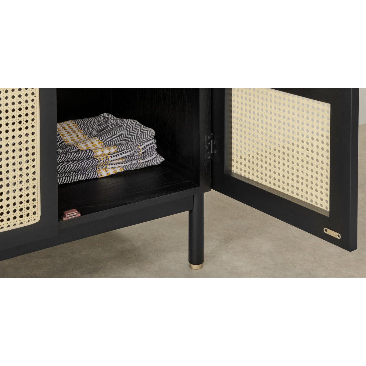 Ankhara Double Wardrobe, Rattan & Black Stain Oak – image 5