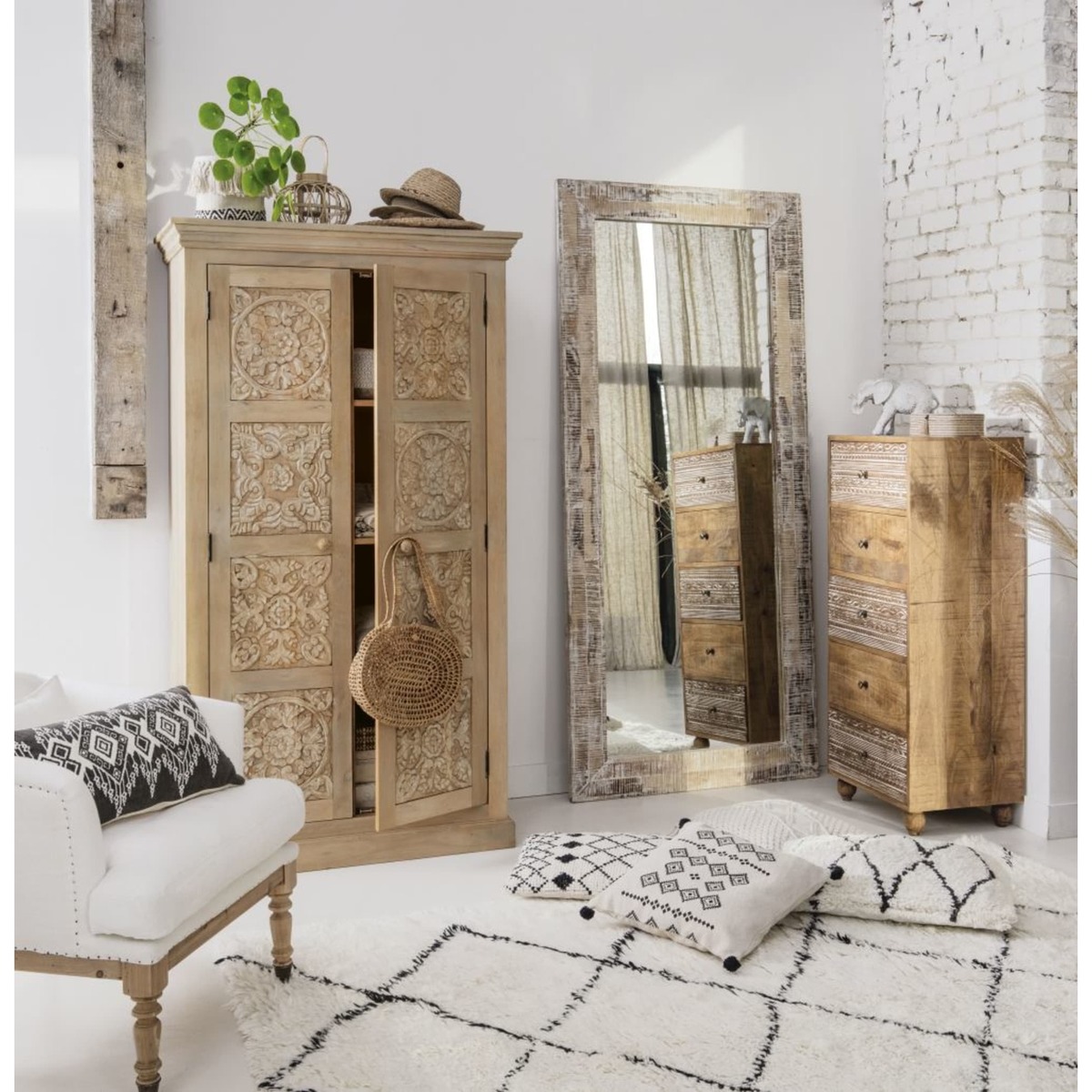 Solid Mango Wood Wardrobe Himalaya – image 4