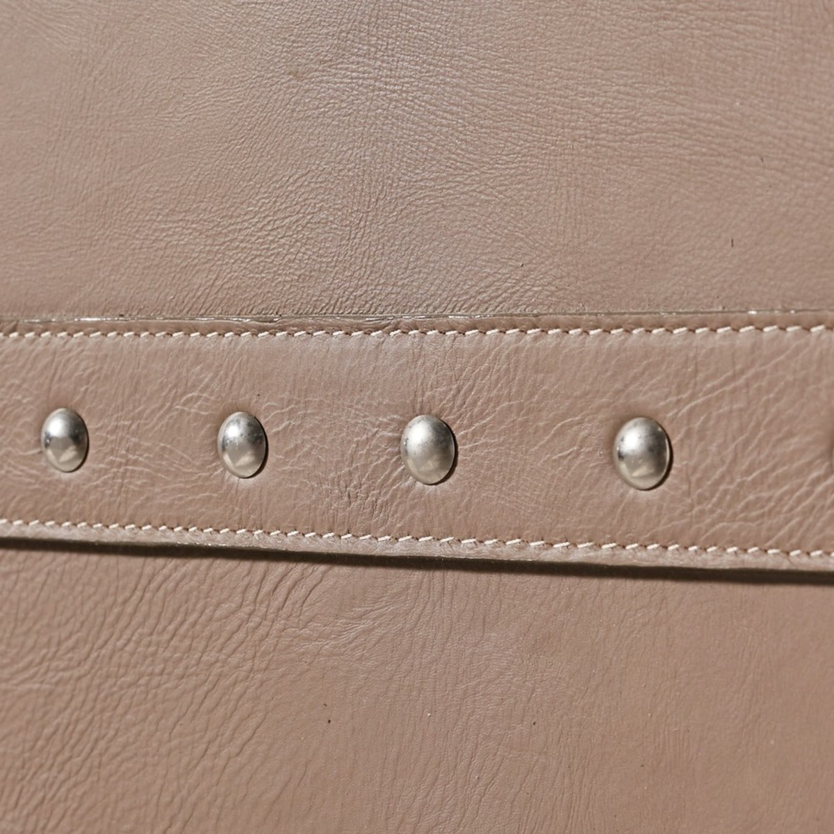 Taupe Leather 8-Drawer Wardrobe Magellan – image 5