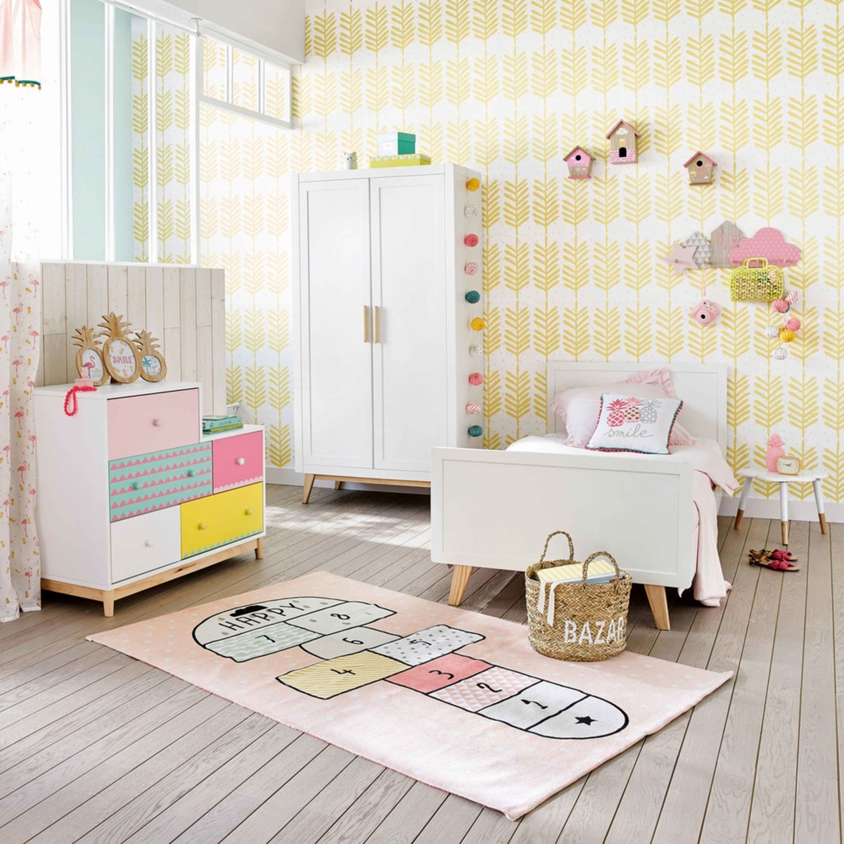 White 2-Door Wardrobe April – image 7