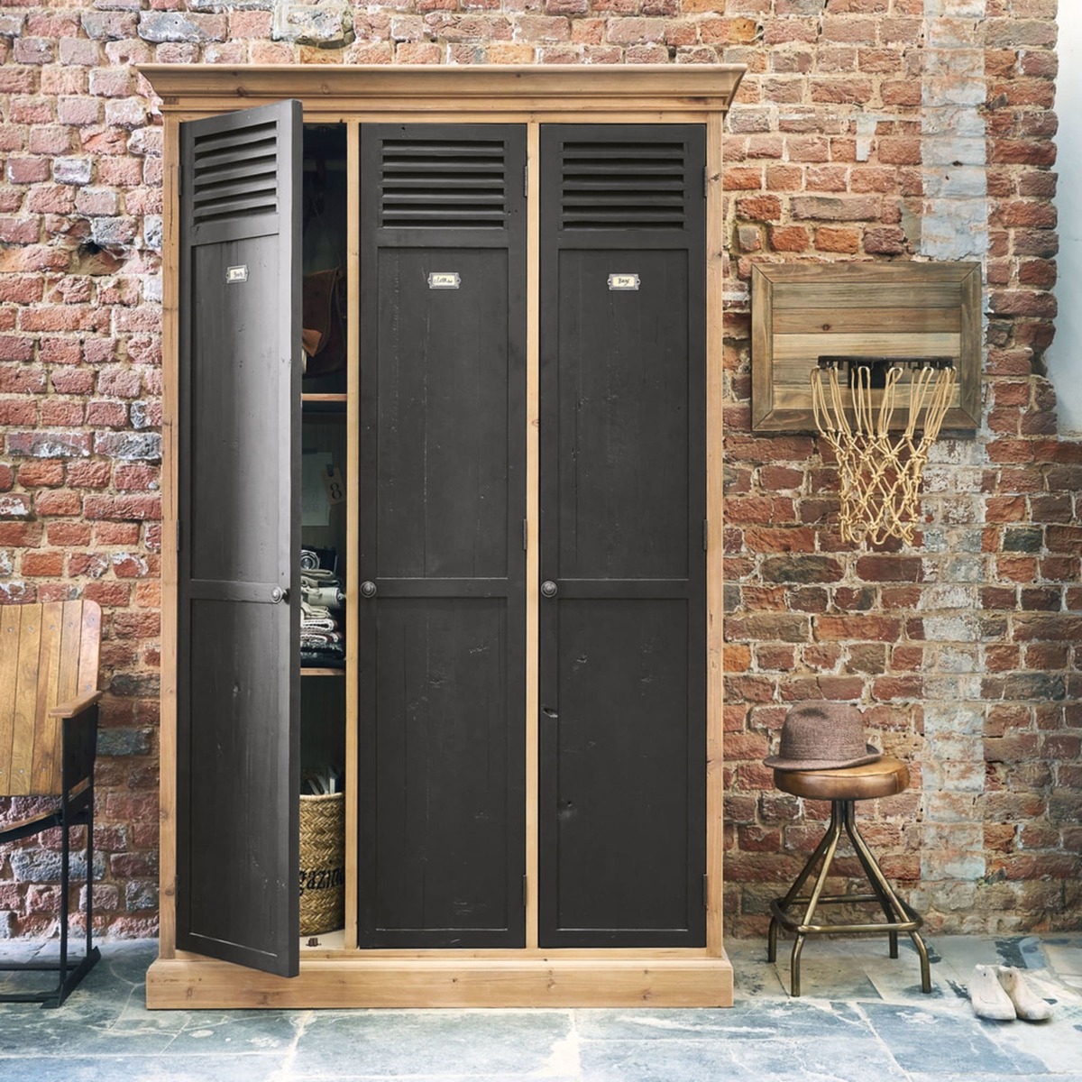 Black Recycled Pine Industrial 3-Door Wardrobe Toulouse – image 6