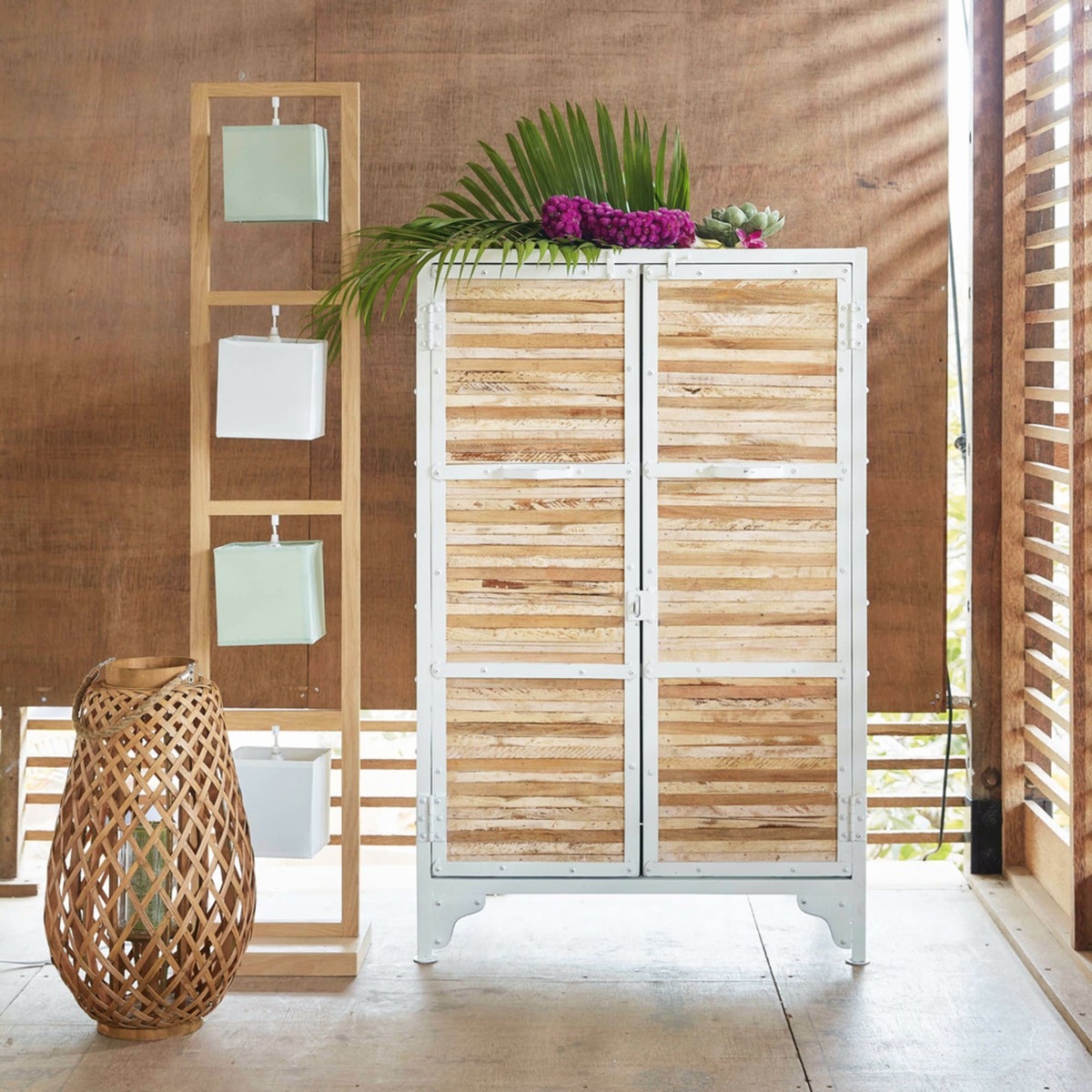 Metal cabinet in white W 75cm Mistral – image 3