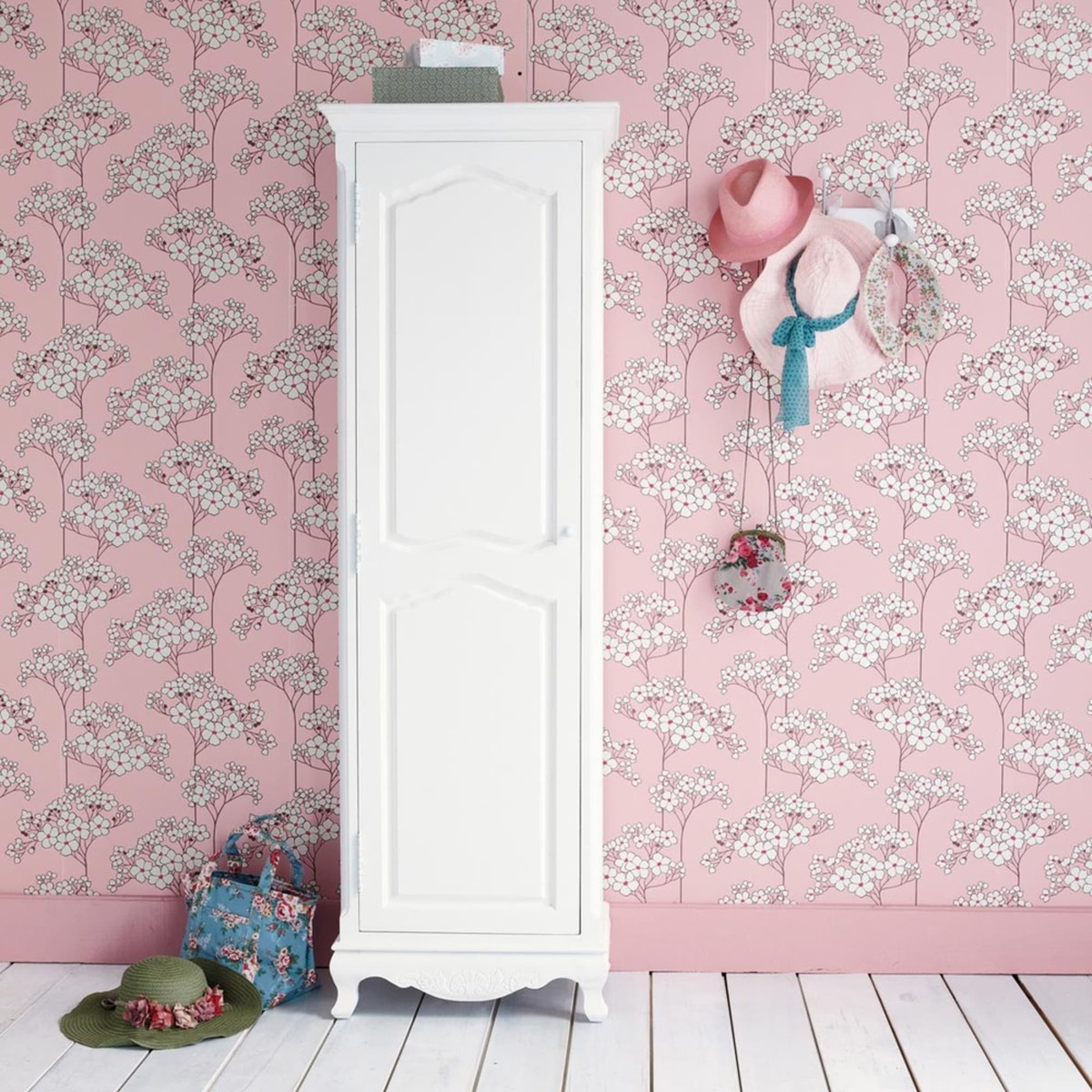 Paulownia wood Bonnetiere wardrobe in white Joséphine – image 6