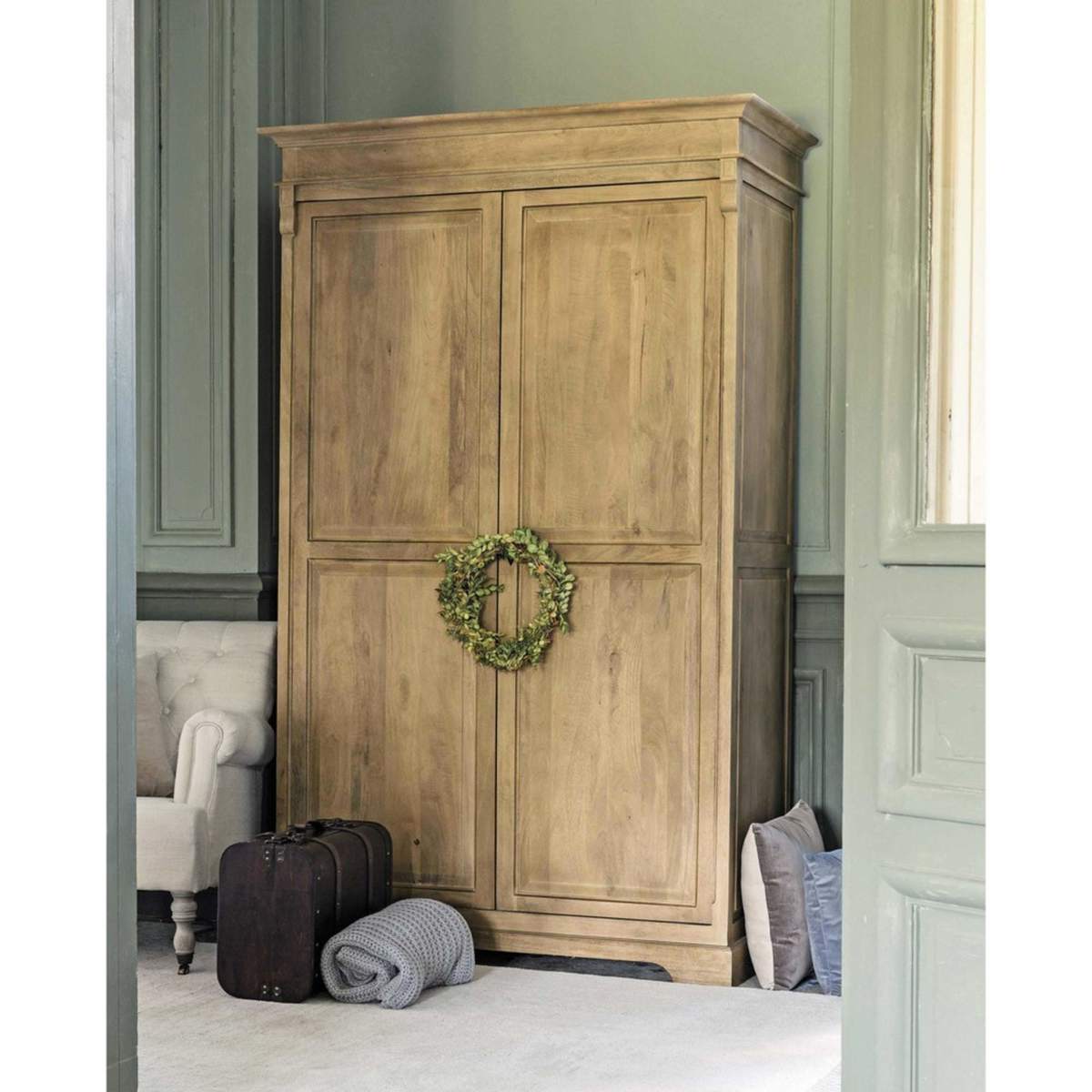 Mango wood wardrobe Naturaliste – image 6