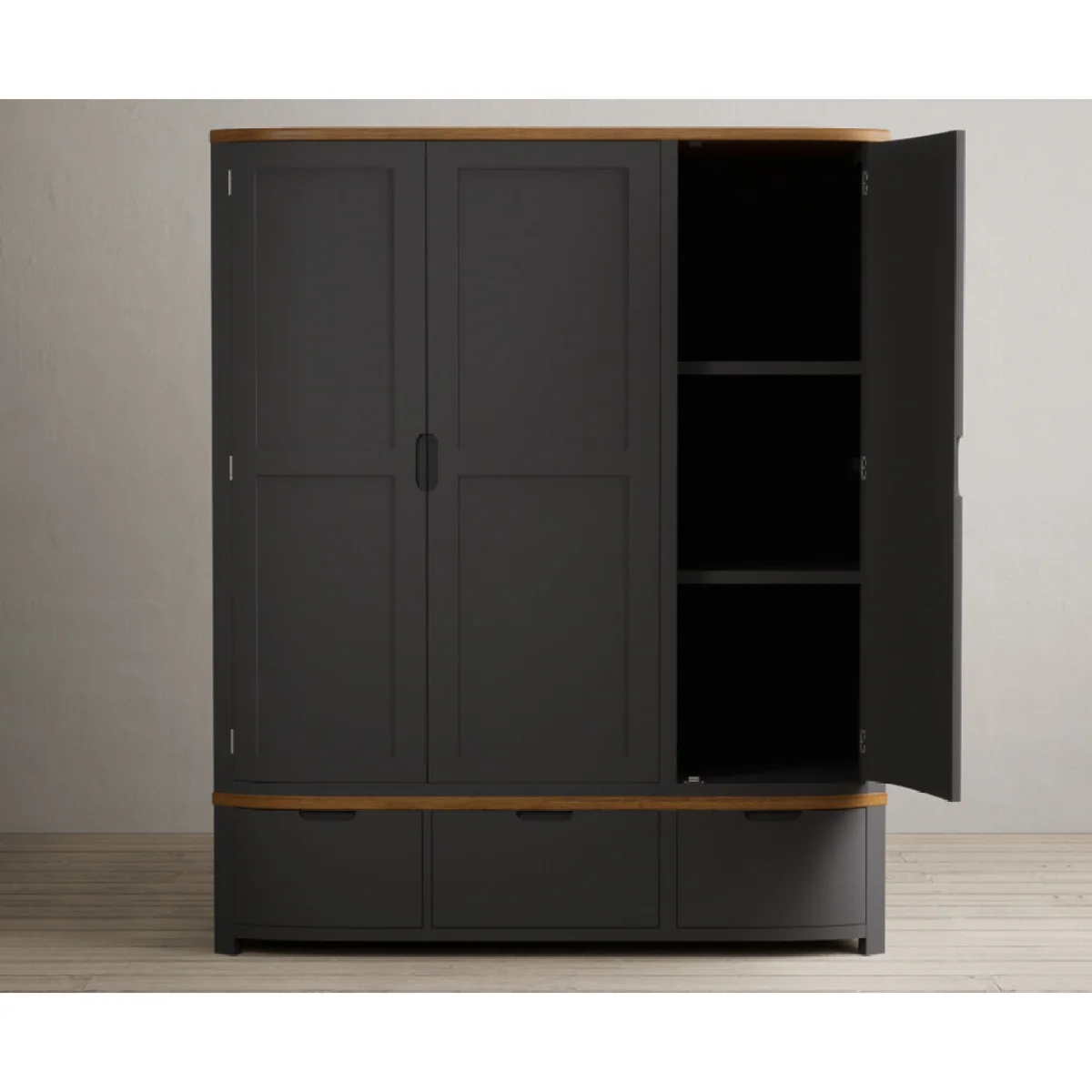 Bradwell Oak and Charcoal Painted Triple Wardrobe – image 8