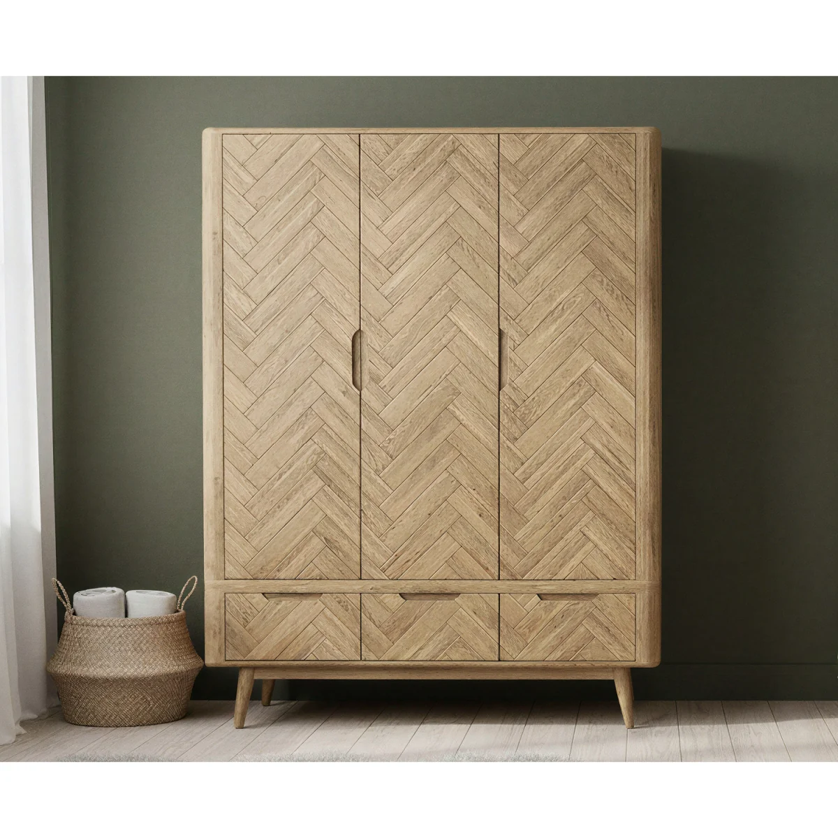 Parven Solid Oak Triple Wardrobe – image 3